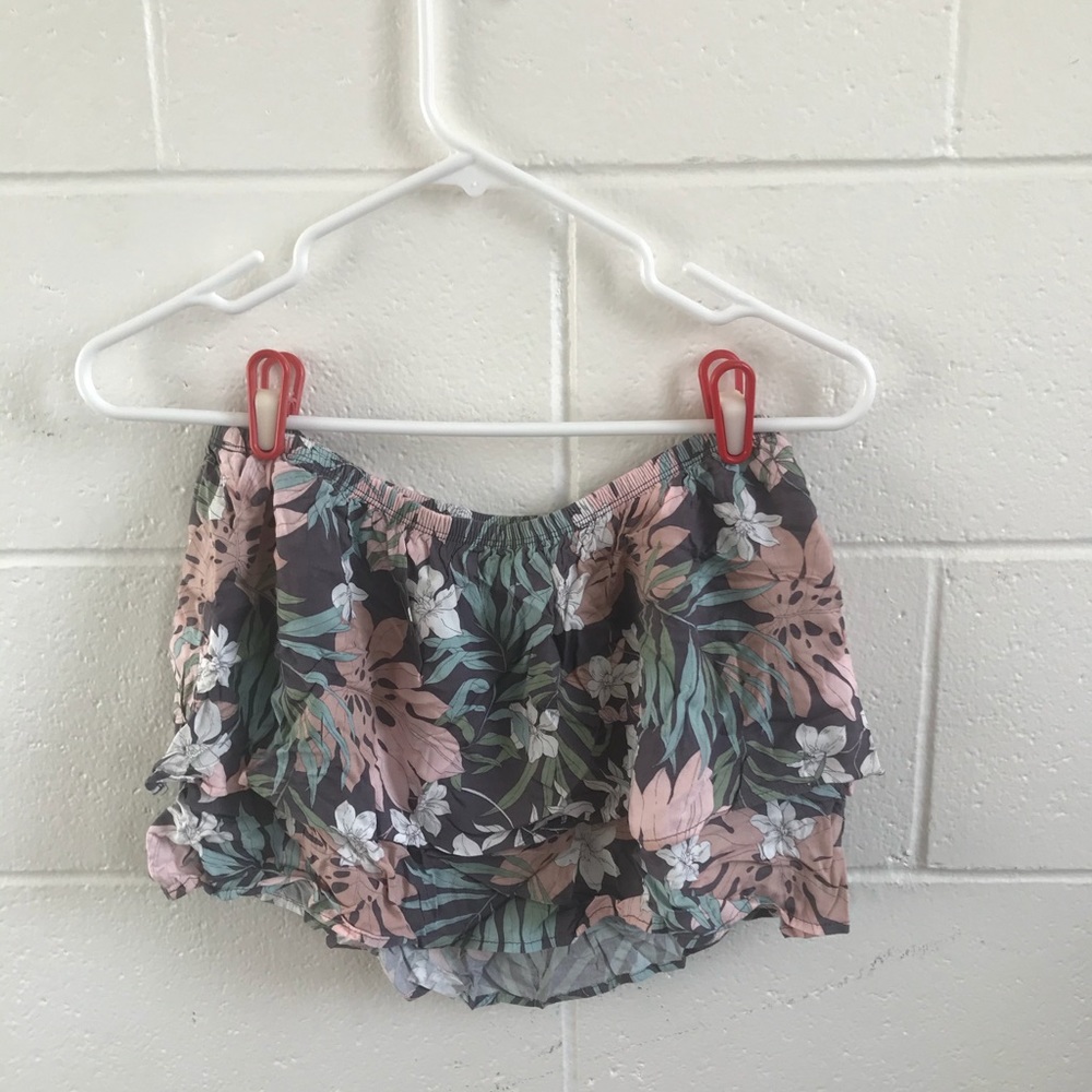 Floral Ruffle Tube Top - Picture 2 of 2